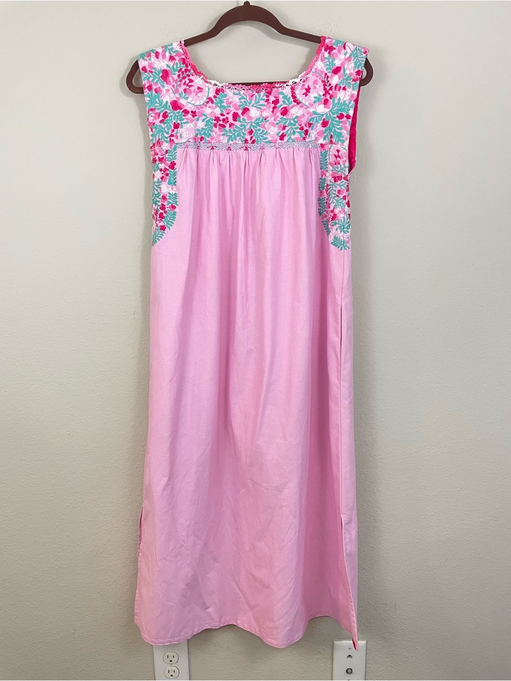 Mi Golondrina Mexico Pink Floral Embroidery Sleeveless Midi Dress Size XS - Picture 7 of 7